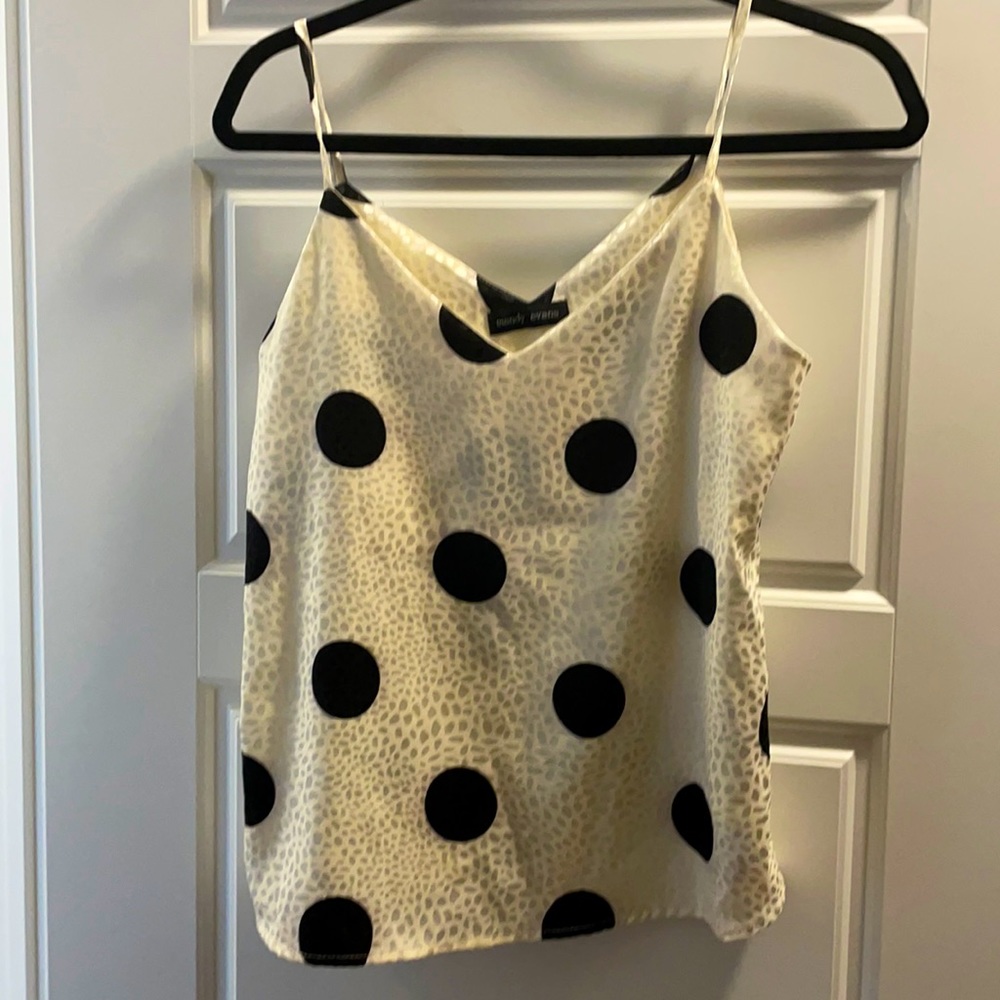 Super cute polka dot tank. EUC